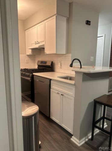 17 Lear Ct, East Brunswick NJ  08816-1863 exterior