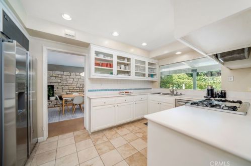 4262 Lemp Ave, North Hollywood CA  91604-2811 exterior