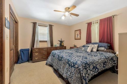 131 Chippewa Park Rd, Beaver Falls PA  15010-1459 exterior