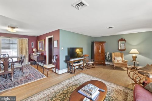 15 Lee St, Hanover PA  17331-1923 exterior