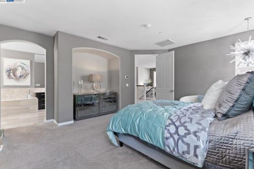 1799 Tramonti Dr, Pleasanton CA  94568-4249 exterior