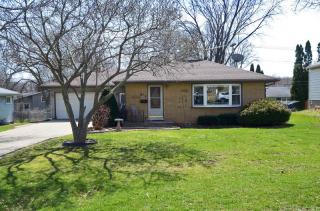 609 Troy Dr, Madison WI  53704-1525 exterior