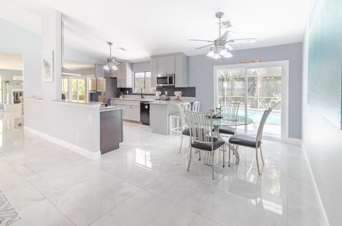 1996 Stratford Way, Palm City FL  34990-2016 exterior