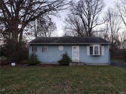 15 Perry Rd, Cornwall, NY 12518-1326