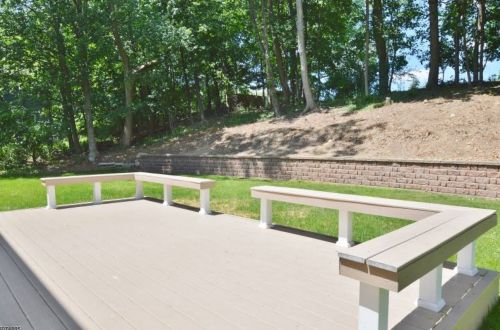 9 Crawford Rd, Greystone Park NJ  07950-3009 exterior