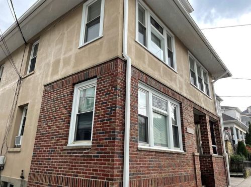 346 Union Ave, Providence, RI 02909-3827