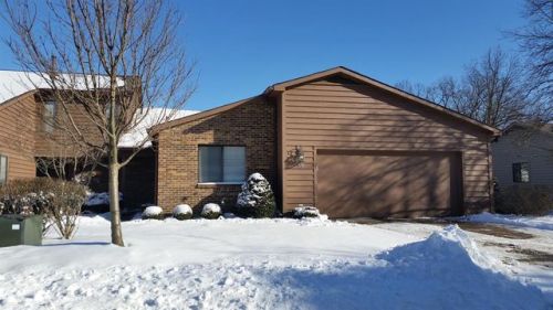 59 Evergreen Cir, Cincinnati, OH 45215-1374