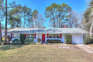 732 Montego Rd, Jacksonville, FL 32216-9374