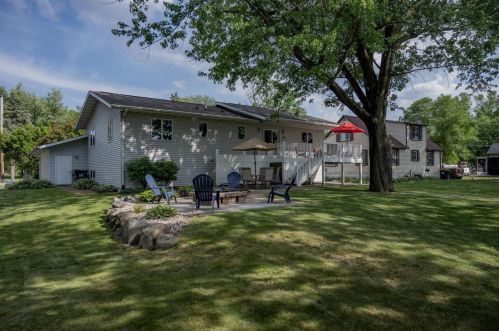 617 Grove St, Mauston, WI 53948-1515