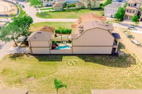 7459 Excitement Dr, Kissimmee FL 34747-6757 exterior