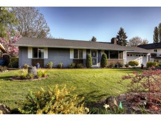 3500 122nd St, Vancouver, WA 98685-2240