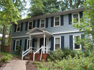 2191 Foxhunter Ct, Winston Salem, NC 27106-9621