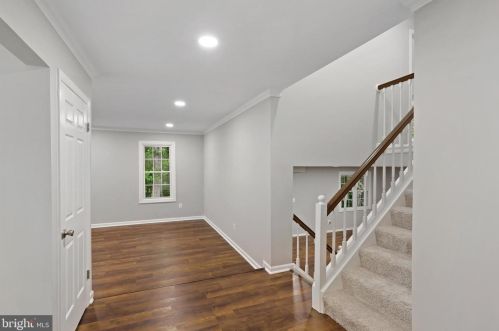 11819 Antietam Rd, Woodbridge, VA 22192-1203