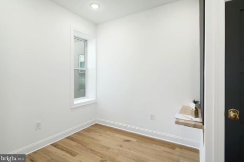 1613 15th St, Philadelphia PA  19121-3401 exterior