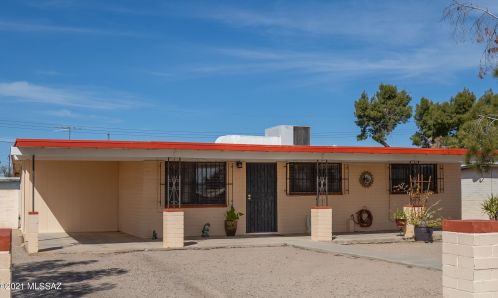 2740 Tolosa Pl, Tucson AZ exterior