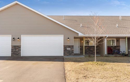 1233 9th St, New Johannesburg, WI 54017-6671