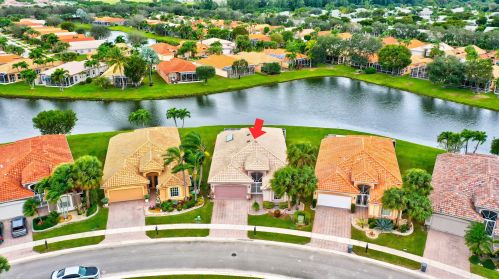 7683 Viniste Dr, Boynton Beach, FL 33472-7395