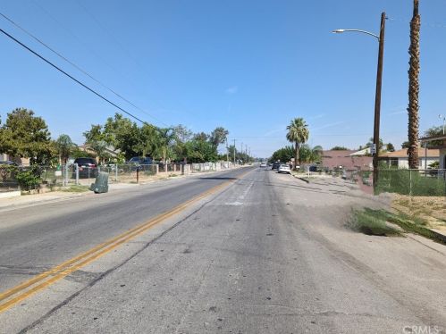 609 Washington St, Bakersfield CA 93307-1947 exterior