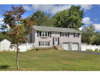 8 Crestwood Cir, Salem, NH 03079-4125