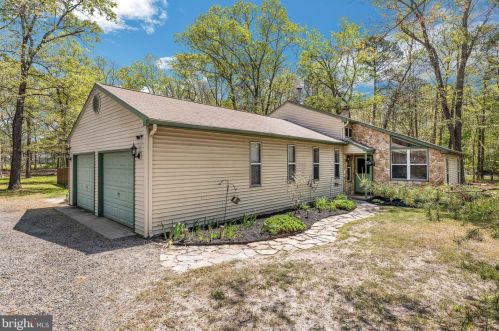 900 Old Indian Mills Rd, Southampton, NJ 08088-9022