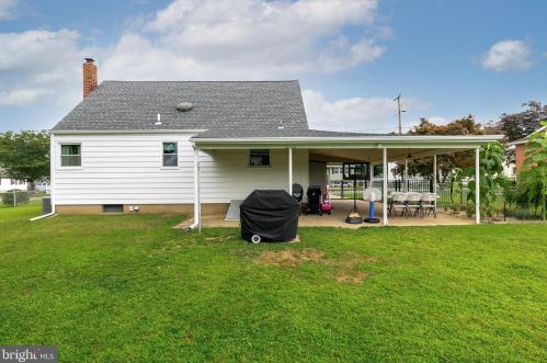 136 Franklin St, Auburn NJ  08085-1236 exterior