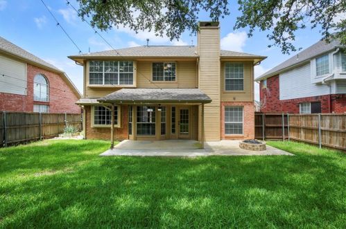 2308 Old Hickory Ln, Lewisville TX  75028-4593 exterior