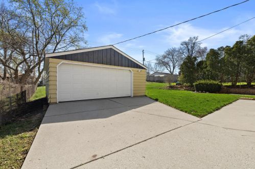 1300 97, Milwaukee WI 53214-2627 exterior