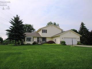 1006 Birchwood Dr, Sandusky, OH 44870-6309