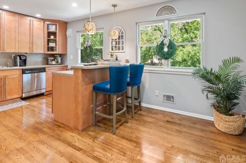 38 Rockhill Rd, Old Bridge NJ  08857-2418 exterior