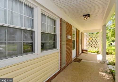 28 Essex Ln, Willingboro NJ  08046-2243 exterior