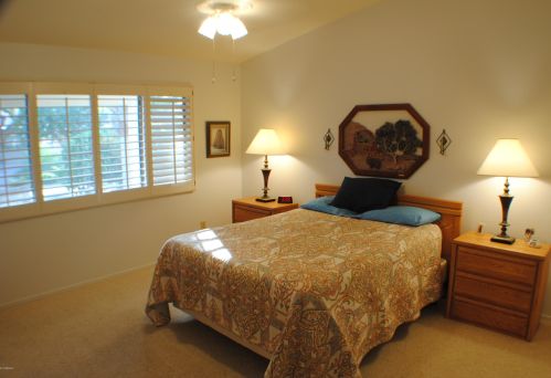 8931 Copper Valley Ln, Chandler, AZ 85248-6493