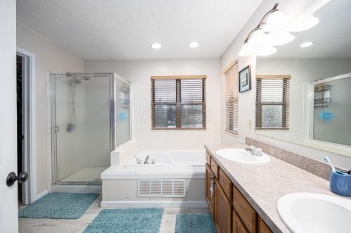 4304 Tahoe Trl, Darbydale OH  43123-8564 exterior