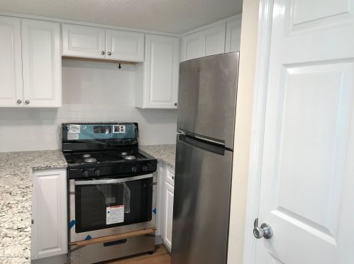 117 Brandywine Ct, Bricktown NJ  08724-2071 exterior