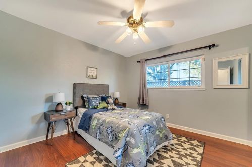 7180 Orchard Dr, Gilroy CA  95020-6307 exterior