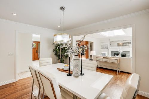 368 Fontainbleau Ter, Los Altos CA  94022-2229 exterior