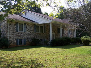 6862 Gold Mine Rd, Morganton, NC 28655-7168