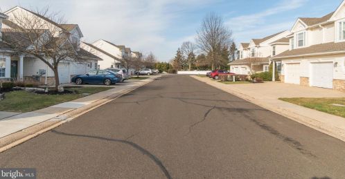 132 Titus Ct, Southampton PA  18954-1875 exterior