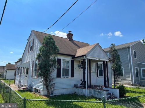130 Hazeldell Ave, New Castle, DE 19720-1347