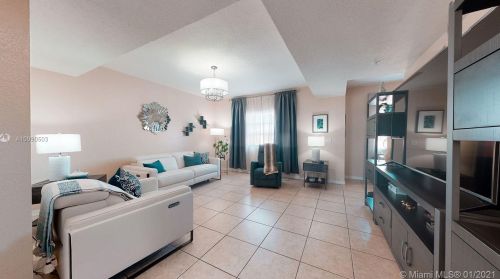 3362 80th St, Hialeah, FL 33018-7552