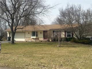 10825 Hazelview Ave, Alliance, OH 44601-8725