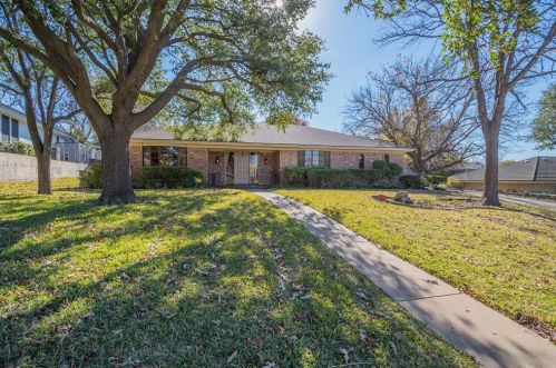 7717 Quail Ridge St, Fort Worth, TX 76179-2813
