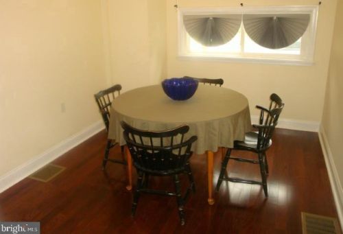 209 Park Ave, Norristown PA  19403-1340 exterior