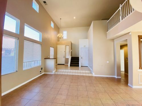 1704 Emerald Cliff Pt, San Diego, CA 92154-4878