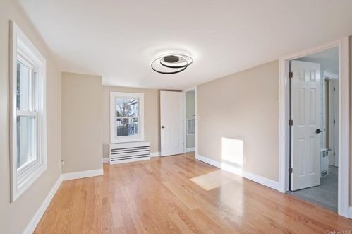 26 Park Pl, Rye Brook NY  10573-3527 exterior