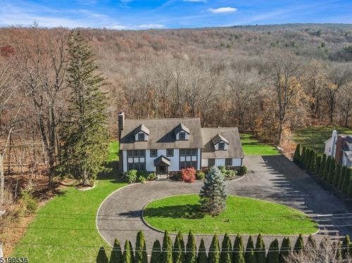 1994 Macopin Rd, West Milford NJ  07480-1932 exterior