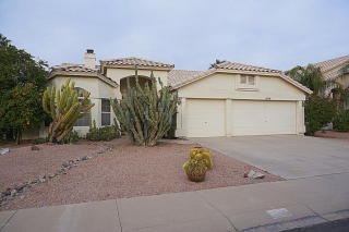 1846 Merrill Ln, Gilbert, AZ 85233-1738