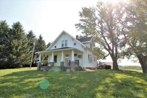 1842 J Ave, Essex, IA 51638-4601