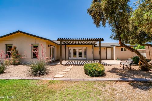 6817 15th St, Phoenix, AZ 85014-1141