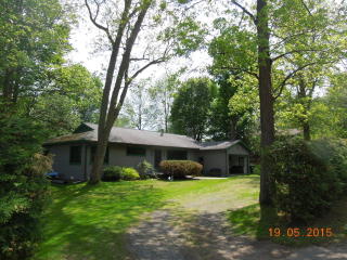 90 Algonquin Park, Plattsburgh, NY 12901-1167