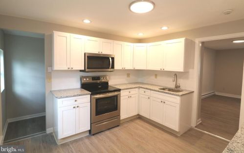 204 Margaretta St, Schuylkill Haven, PA 17972-1218